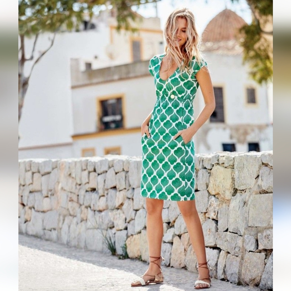 Boden Curved Waist Seam V-neck Dress Green Print Size 10 Long